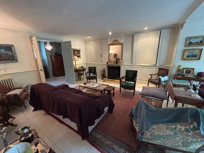 Maison à vendre, 395m², Bourges