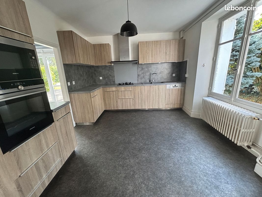 Maison à vendre, 305m², Bourges