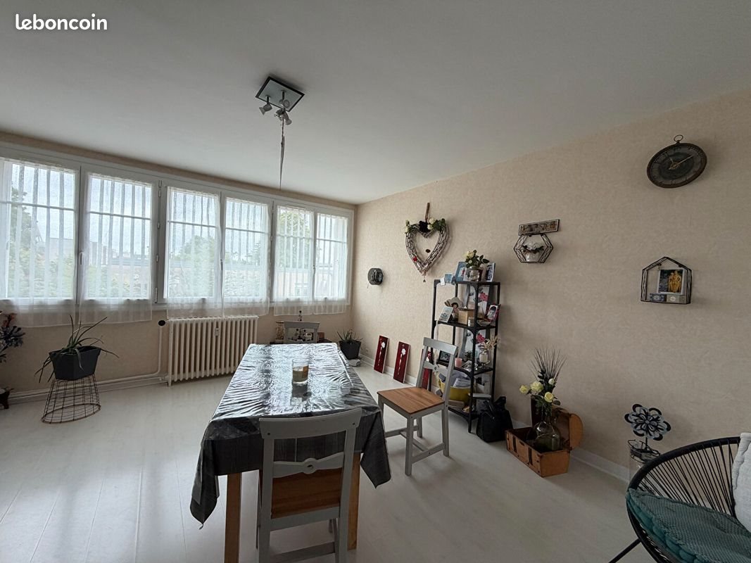 Appartement à louer, 77m², Châteauroux