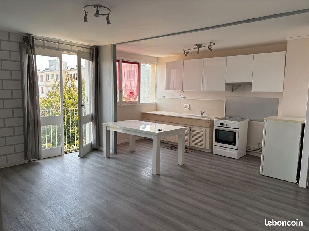 Appartement à vendre, 61m², Châteauroux