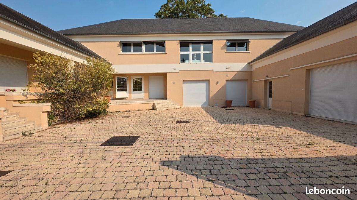 Maison à vendre, 423m², Bourges