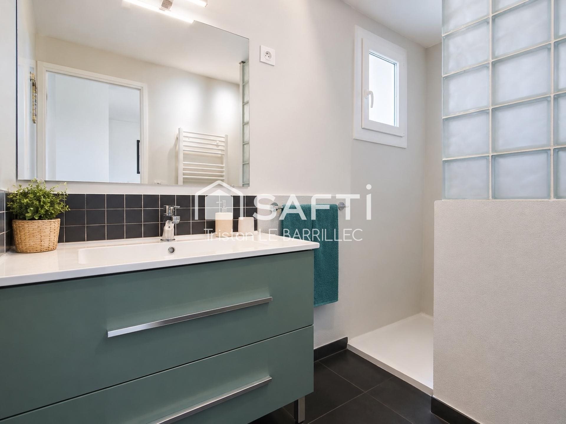 Appartement à vendre, 65m², Nîmes