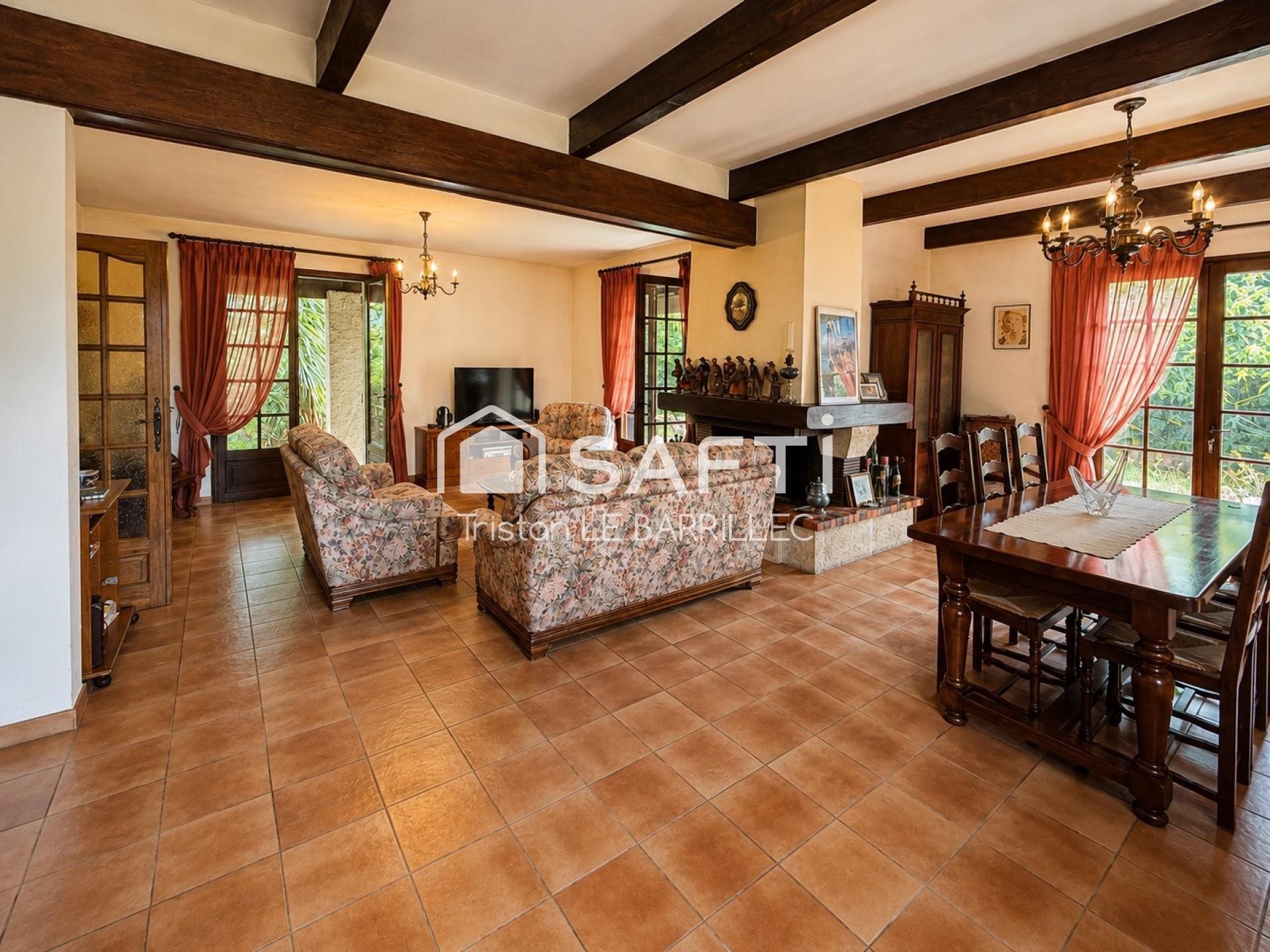 Maison à vendre, 135m², Nîmes