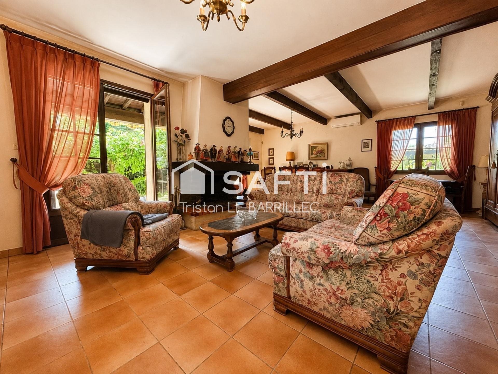 Maison à vendre, 135m², Nîmes