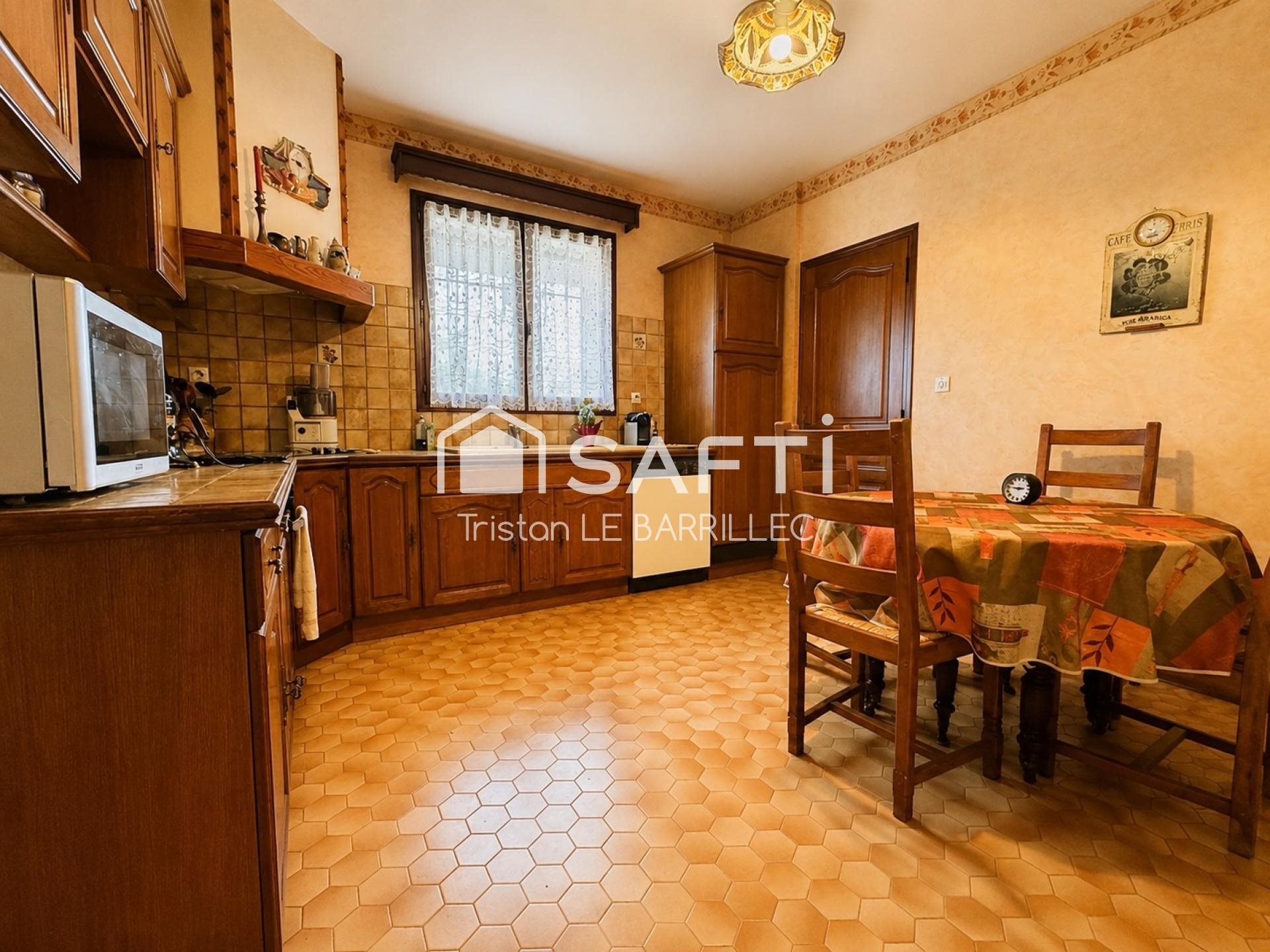Maison à vendre, 135m², Nîmes