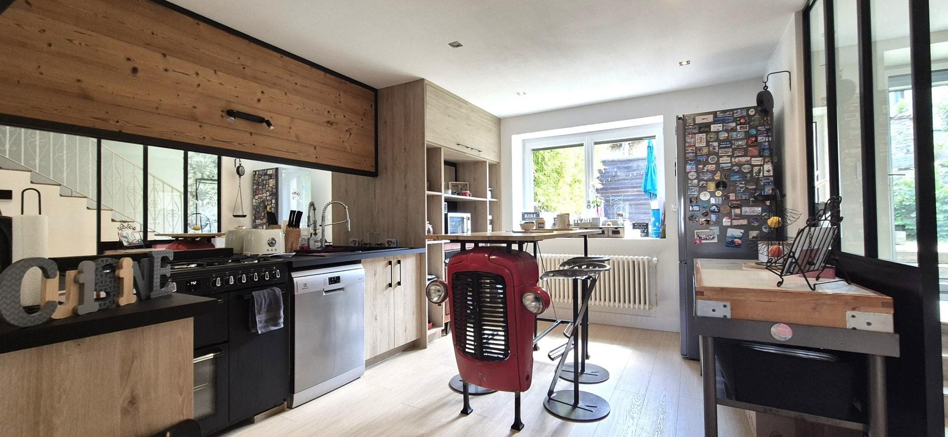 Maison à vendre, 140m², Jasseron