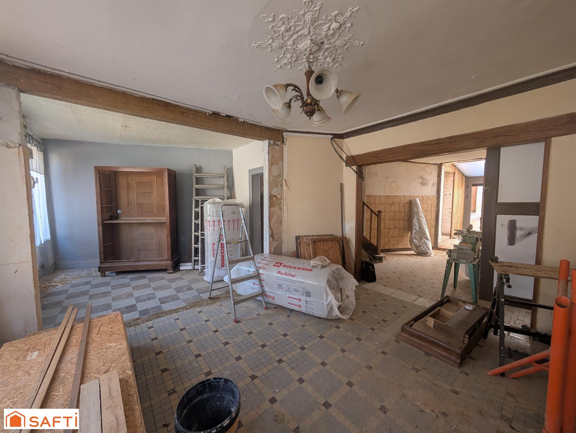 Maison à vendre, 110m², Moulins-la-Marche