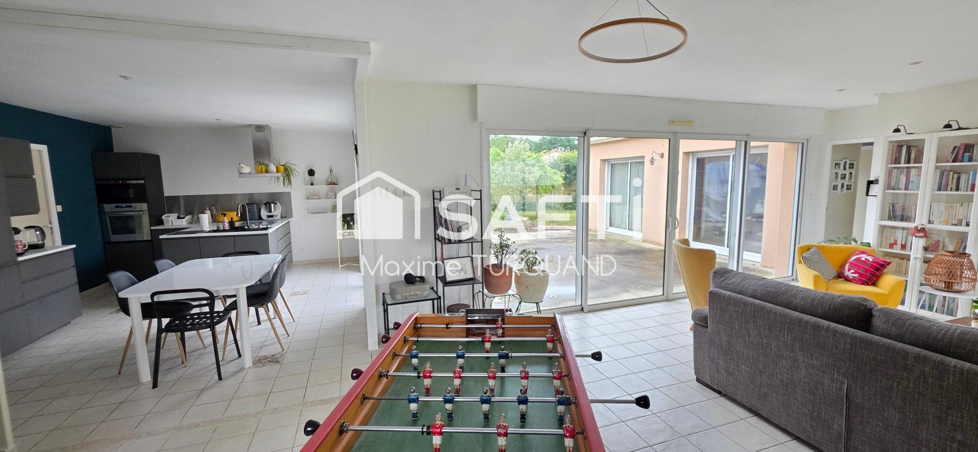 Maison à vendre, 127m², Chiché