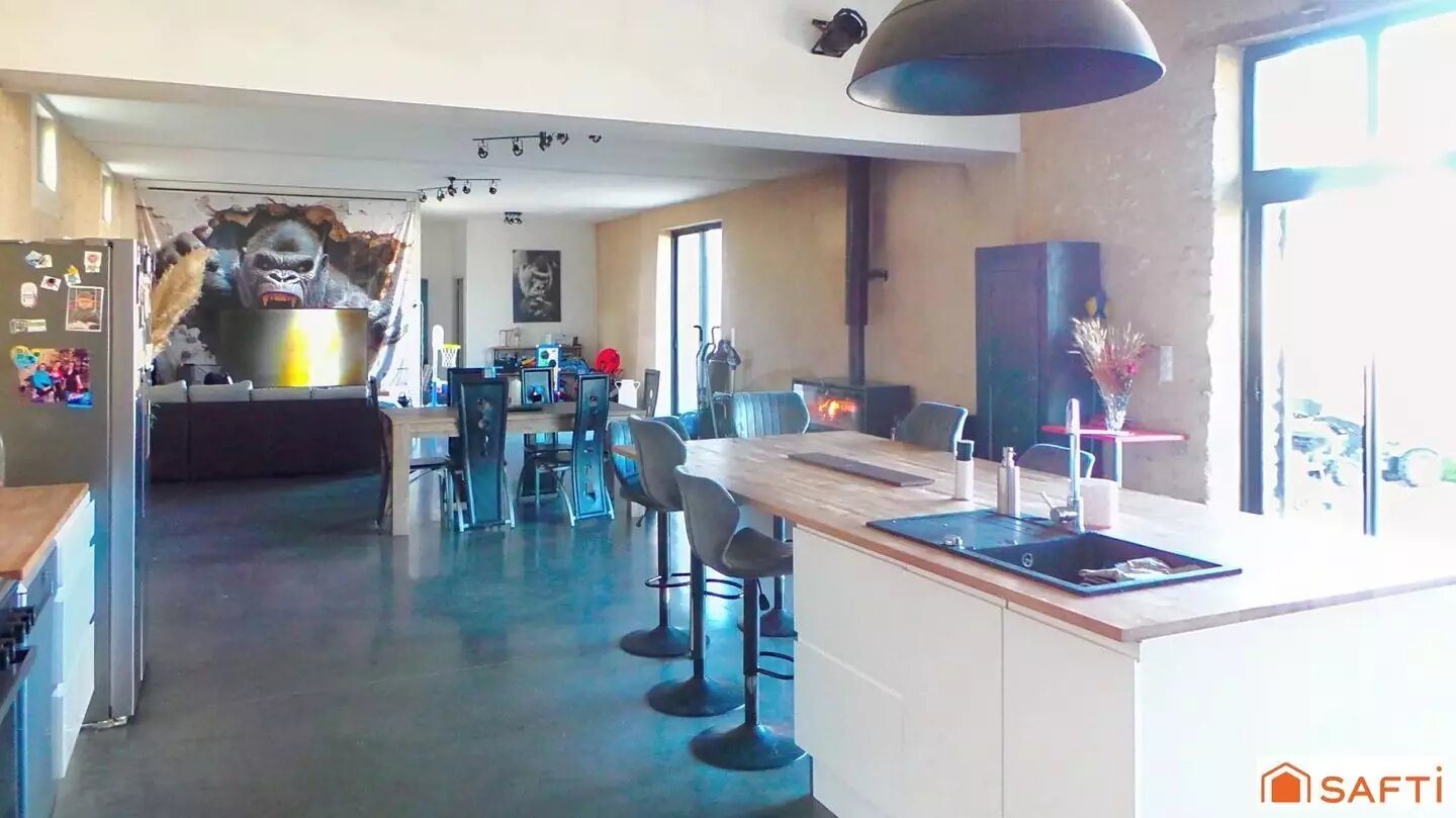 Maison à vendre, 211m², Noyant