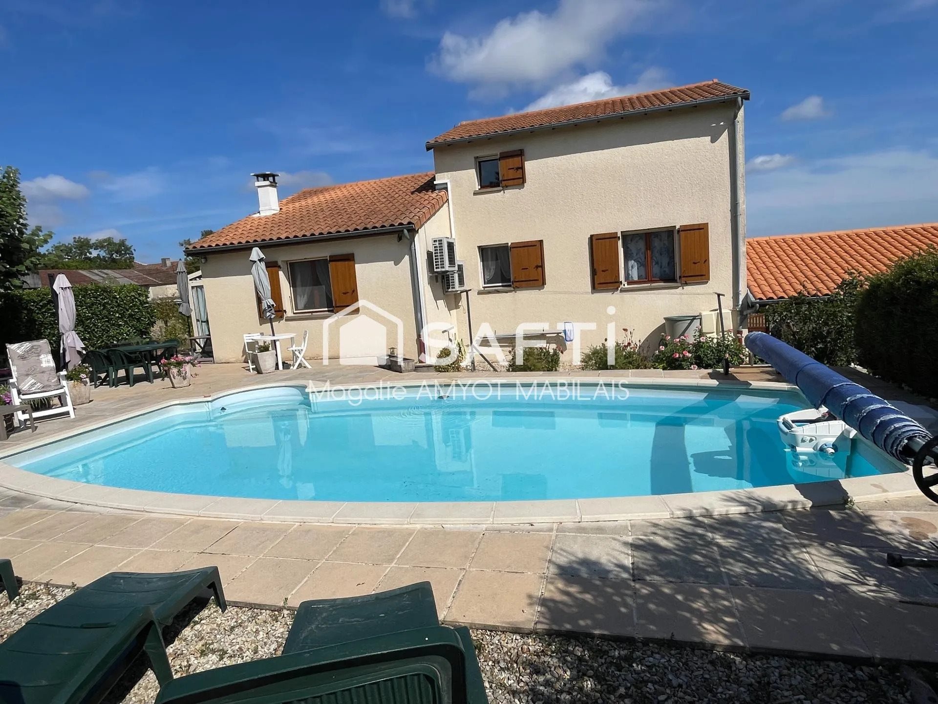 Maison à vendre, 131m², Juillac-le-Coq
