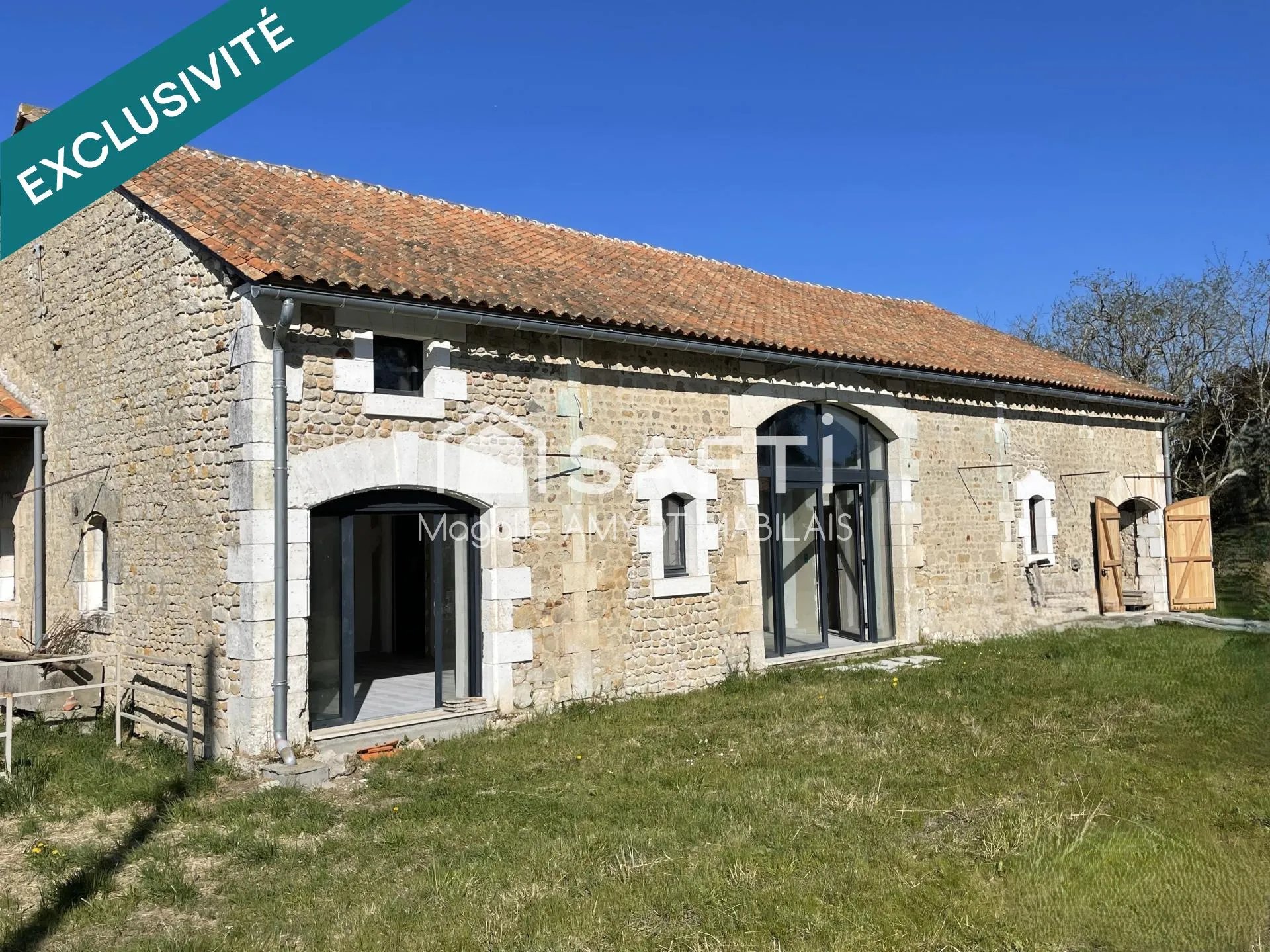 Maison à vendre, 404m², Oriolles