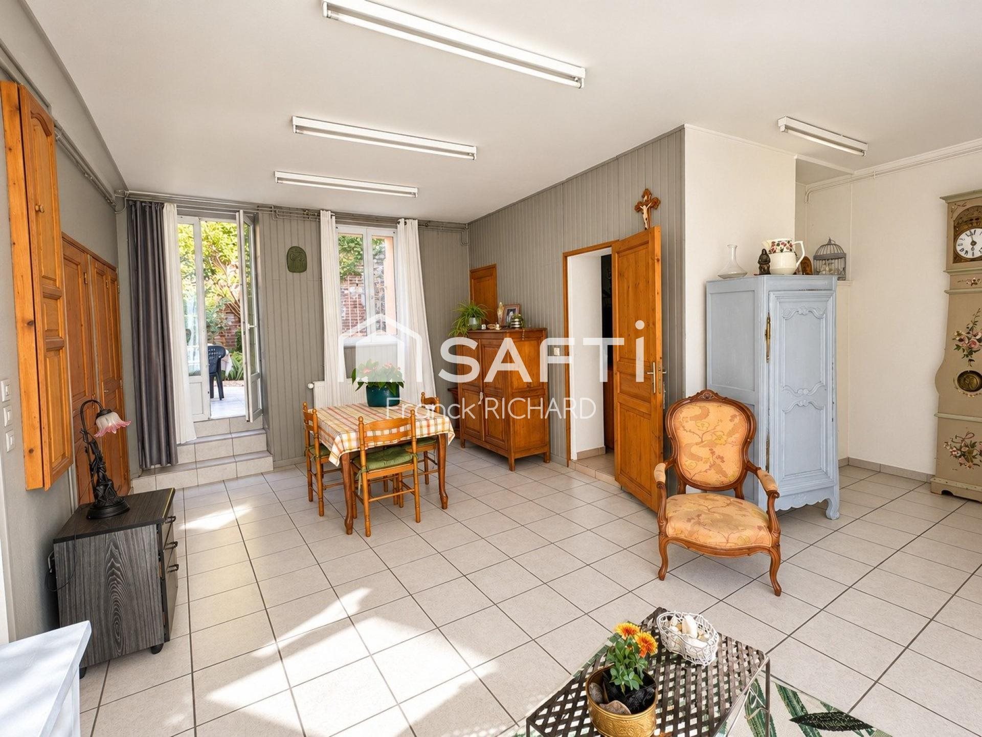 Maison à vendre, 180m², Ferrières-en-Bray
