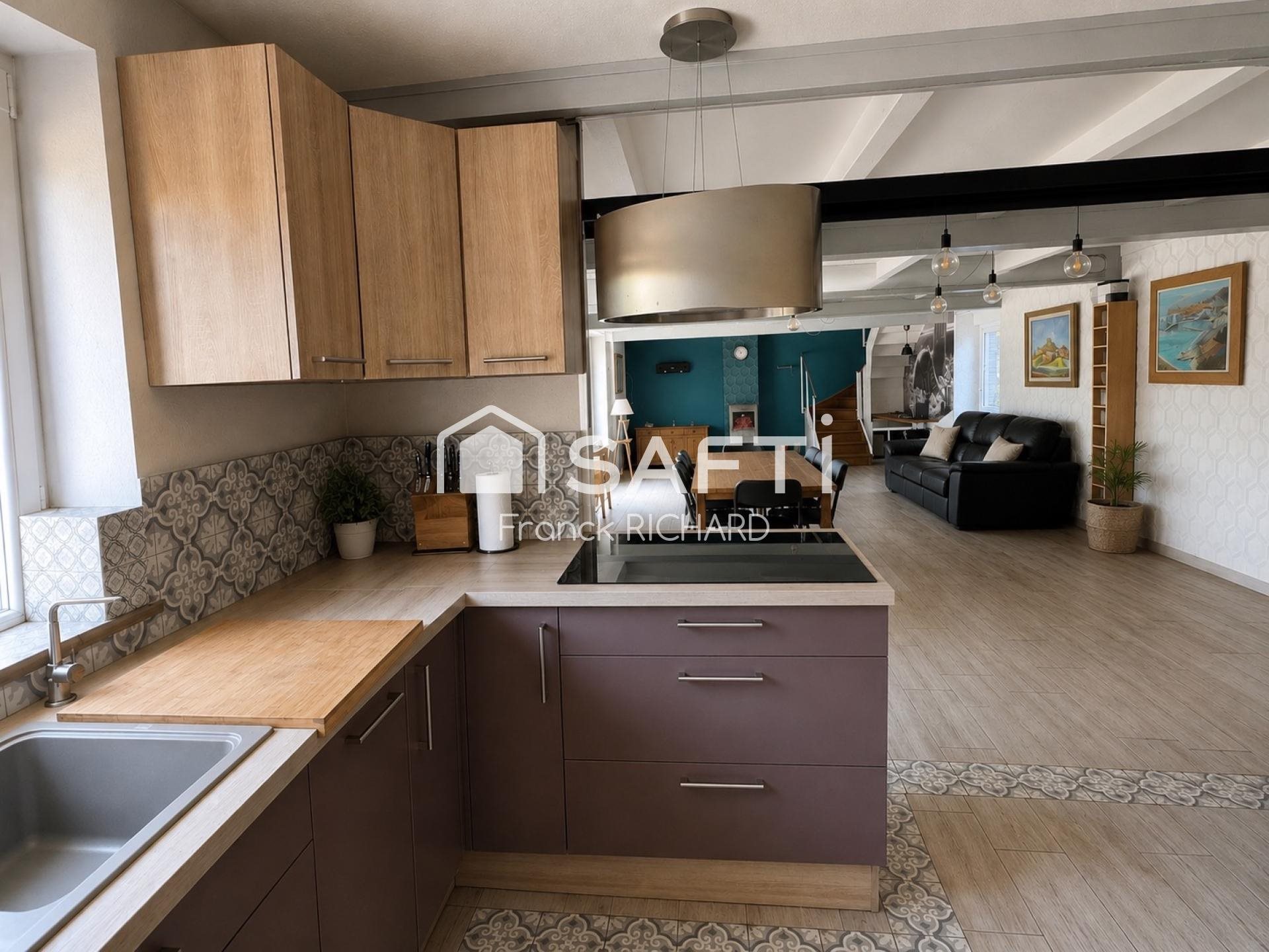 Maison à vendre, 178m², Crèvecoeur-le-Grand