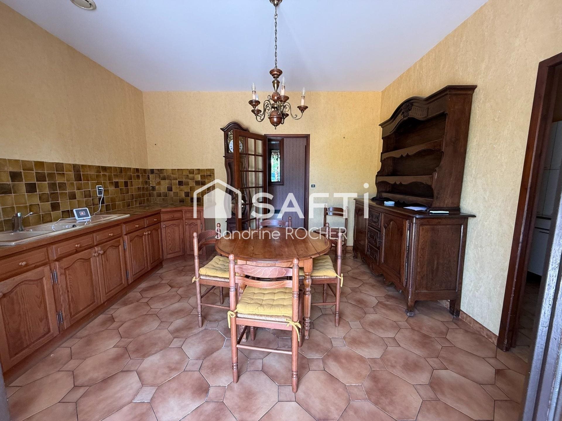 Maison à vendre, 117m², La Tour-Blanche