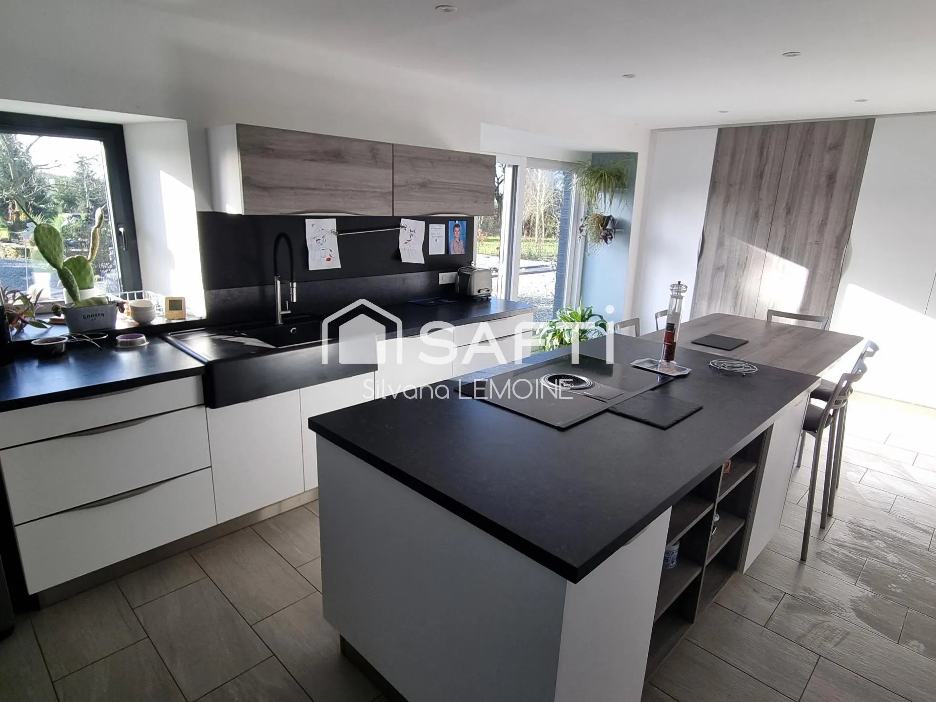 Maison à vendre, 214m², Ménéac