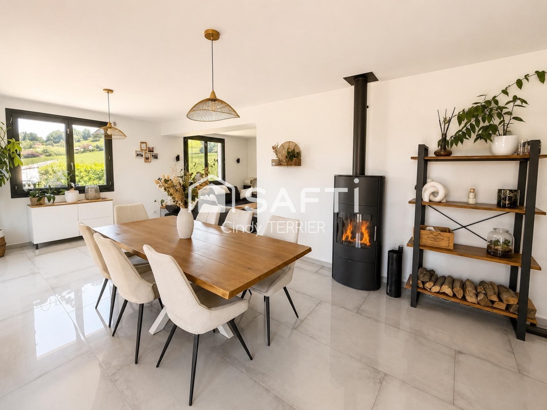 Maison à vendre, 190m², Montferrat