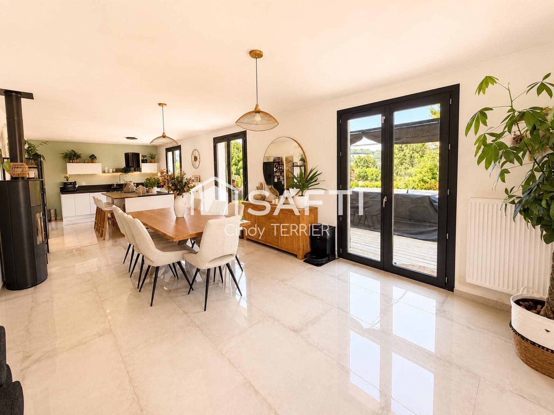 Maison à vendre, 190m², Montferrat