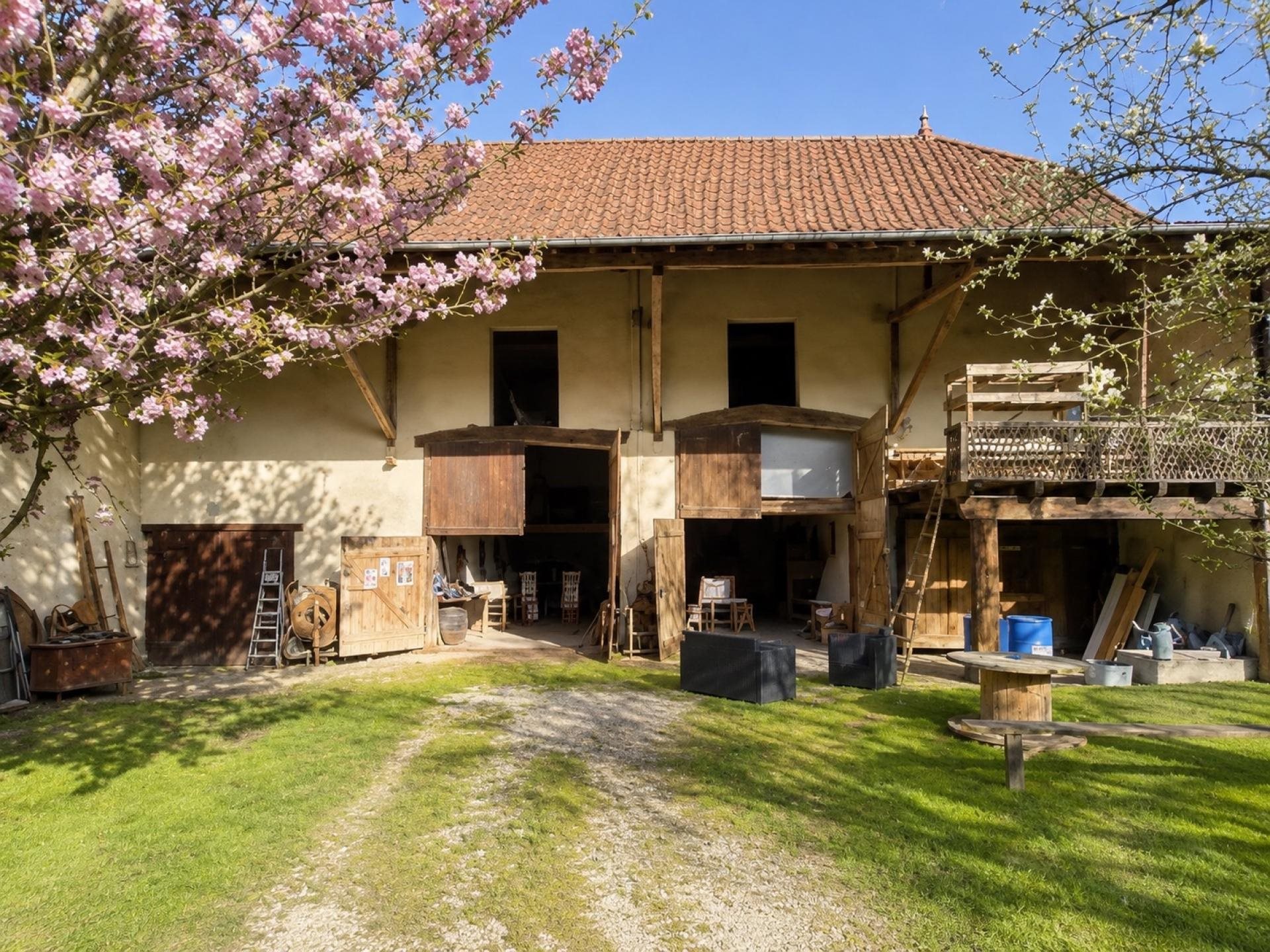 Maison à vendre, 708m², Bilieu
