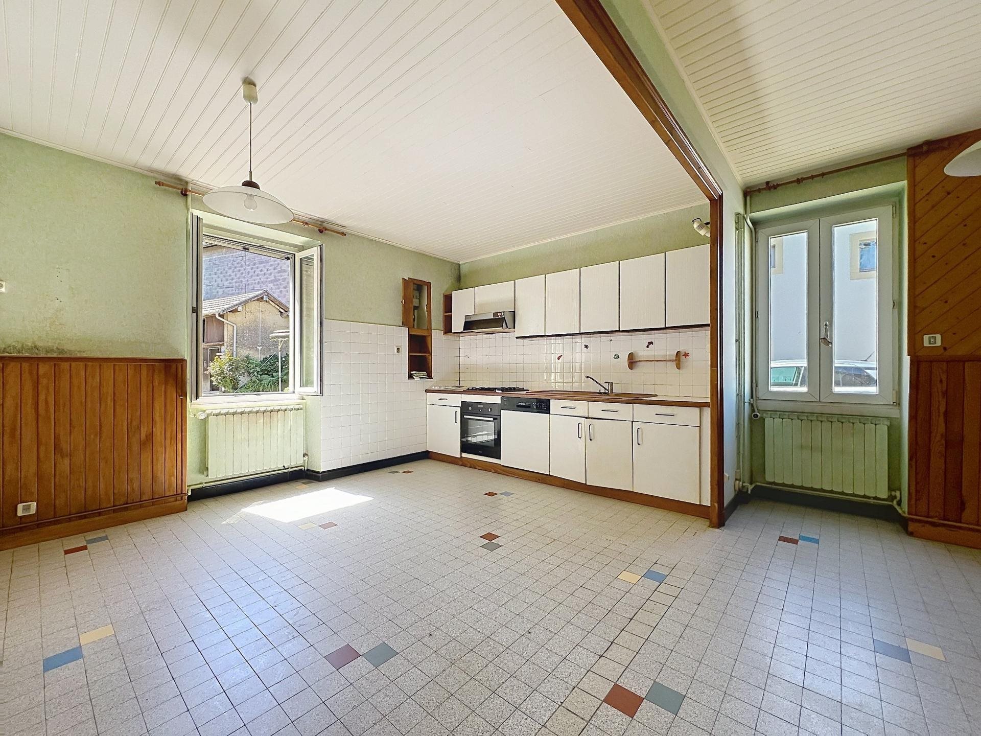Maison à vendre, 97m², Doissin
