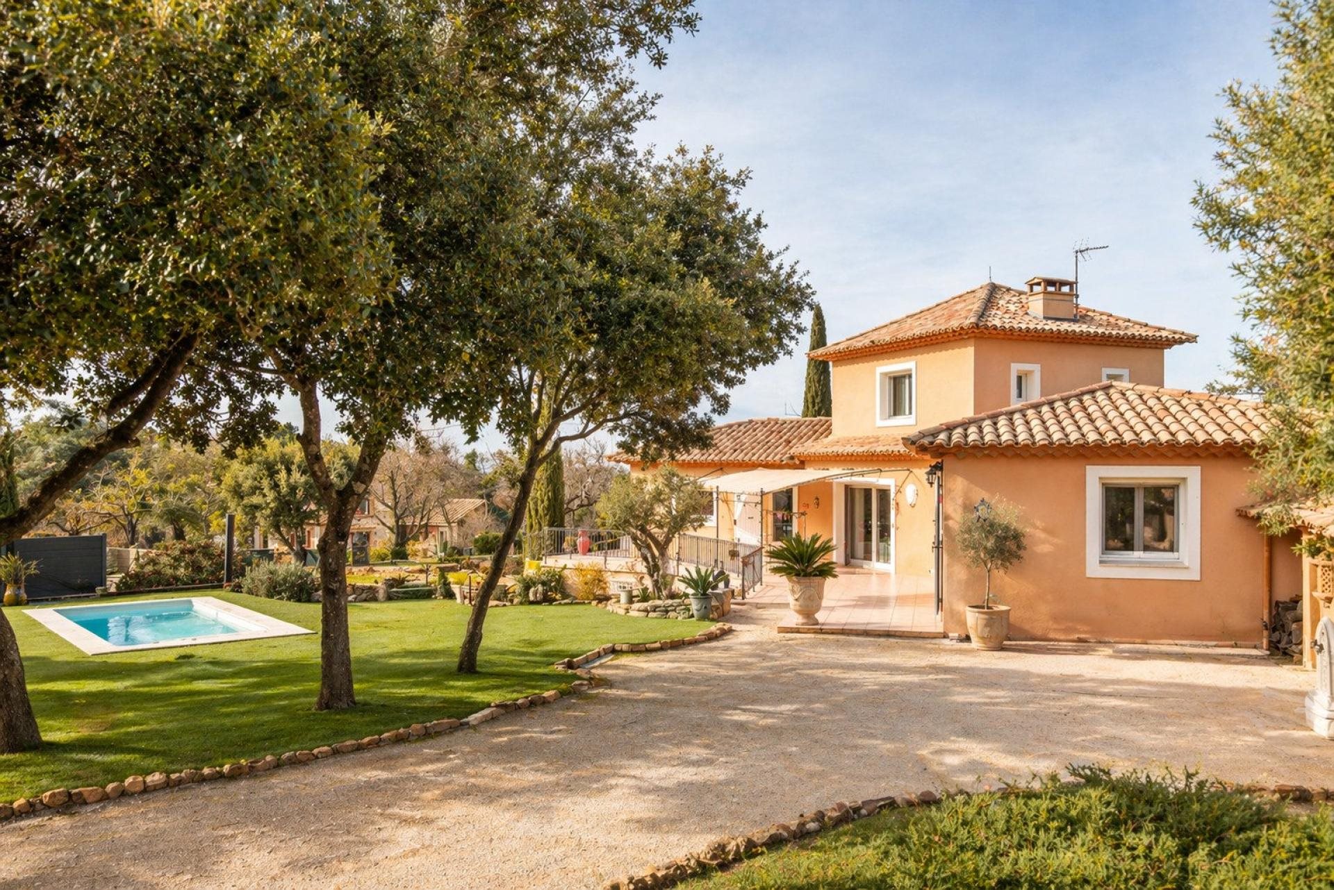 Maison à vendre, 184m², La Capelle-et-Masmolène