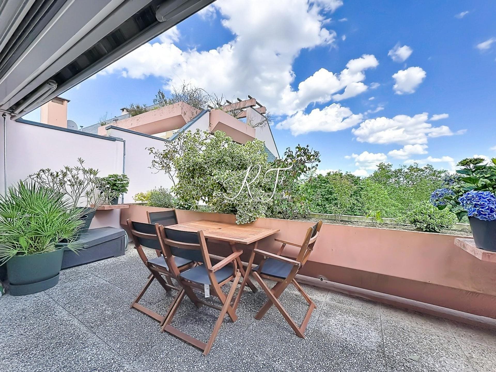 Appartement à vendre, 93m², Éragny