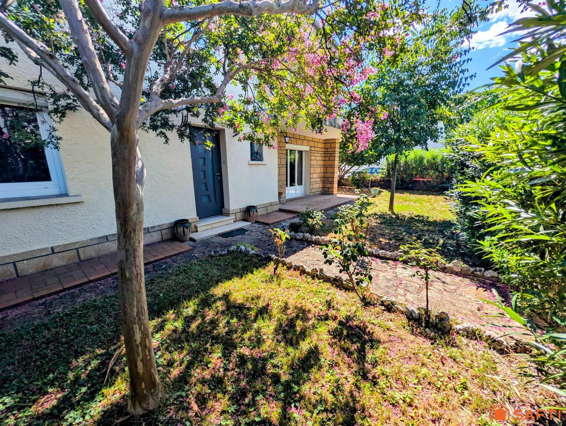 Maison à vendre, 120m², Nîmes