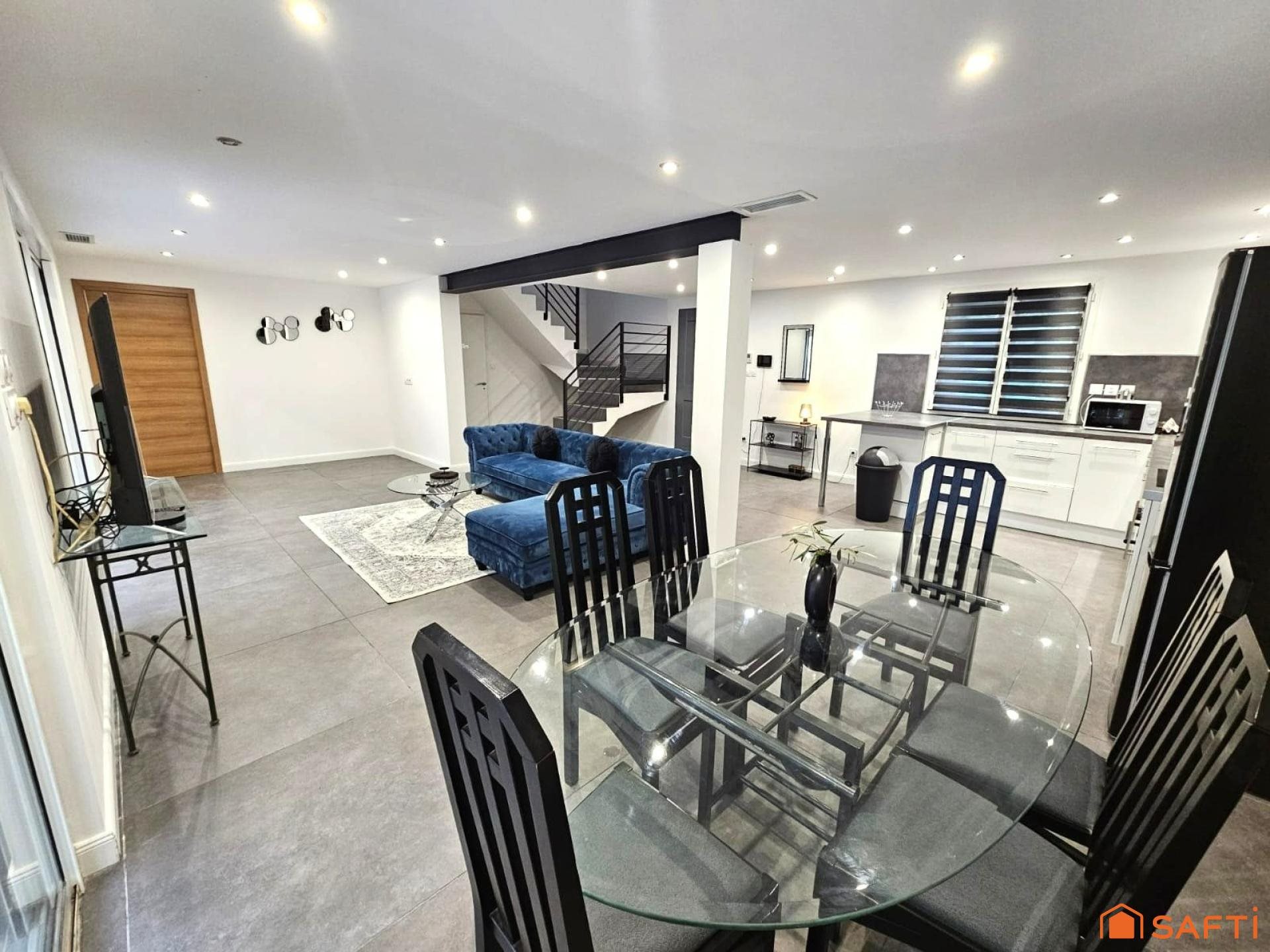 Maison à vendre, 120m², Nîmes