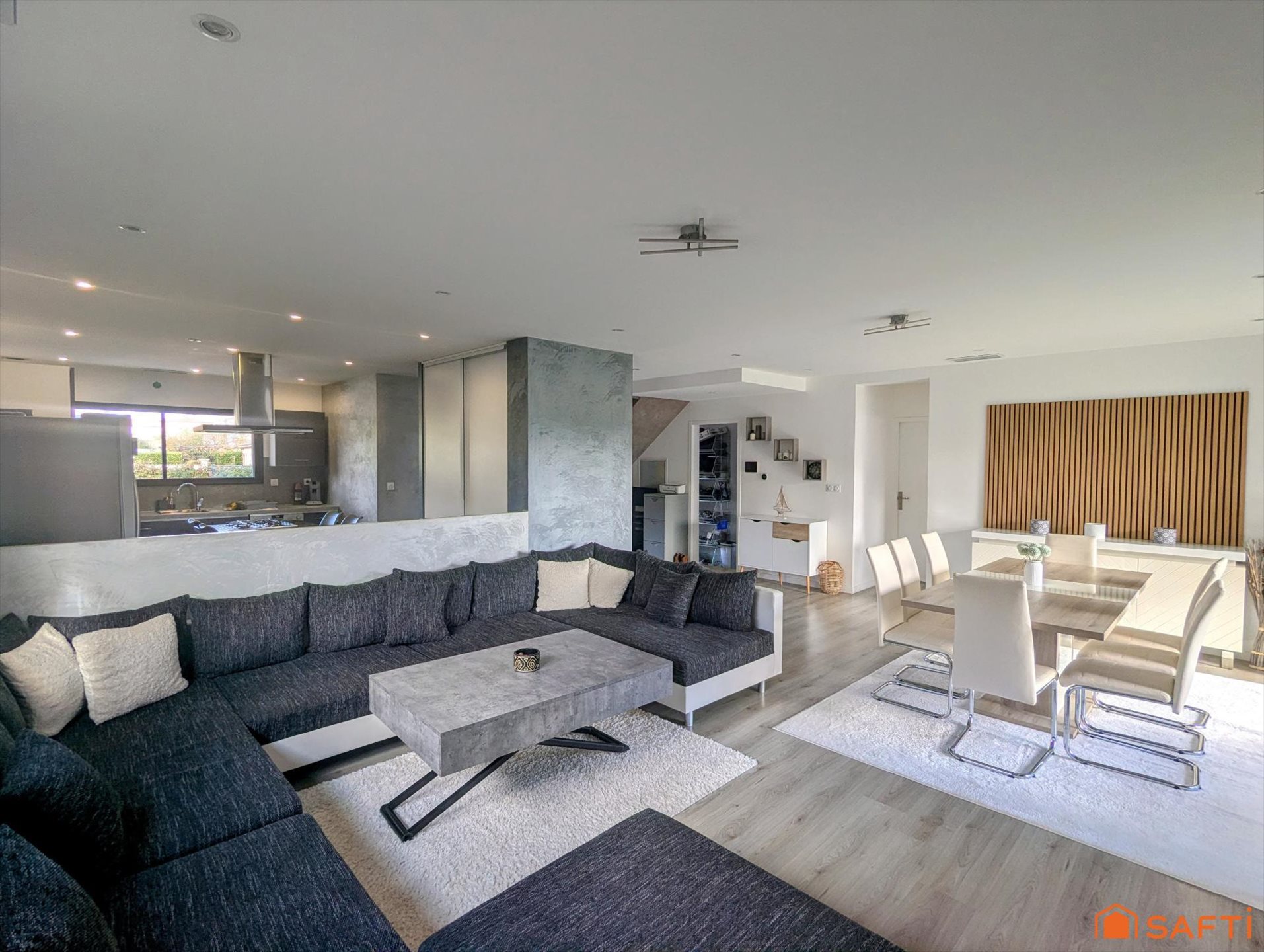 Maison à vendre, 168m², Saint-Geniès-de-Malgoirès