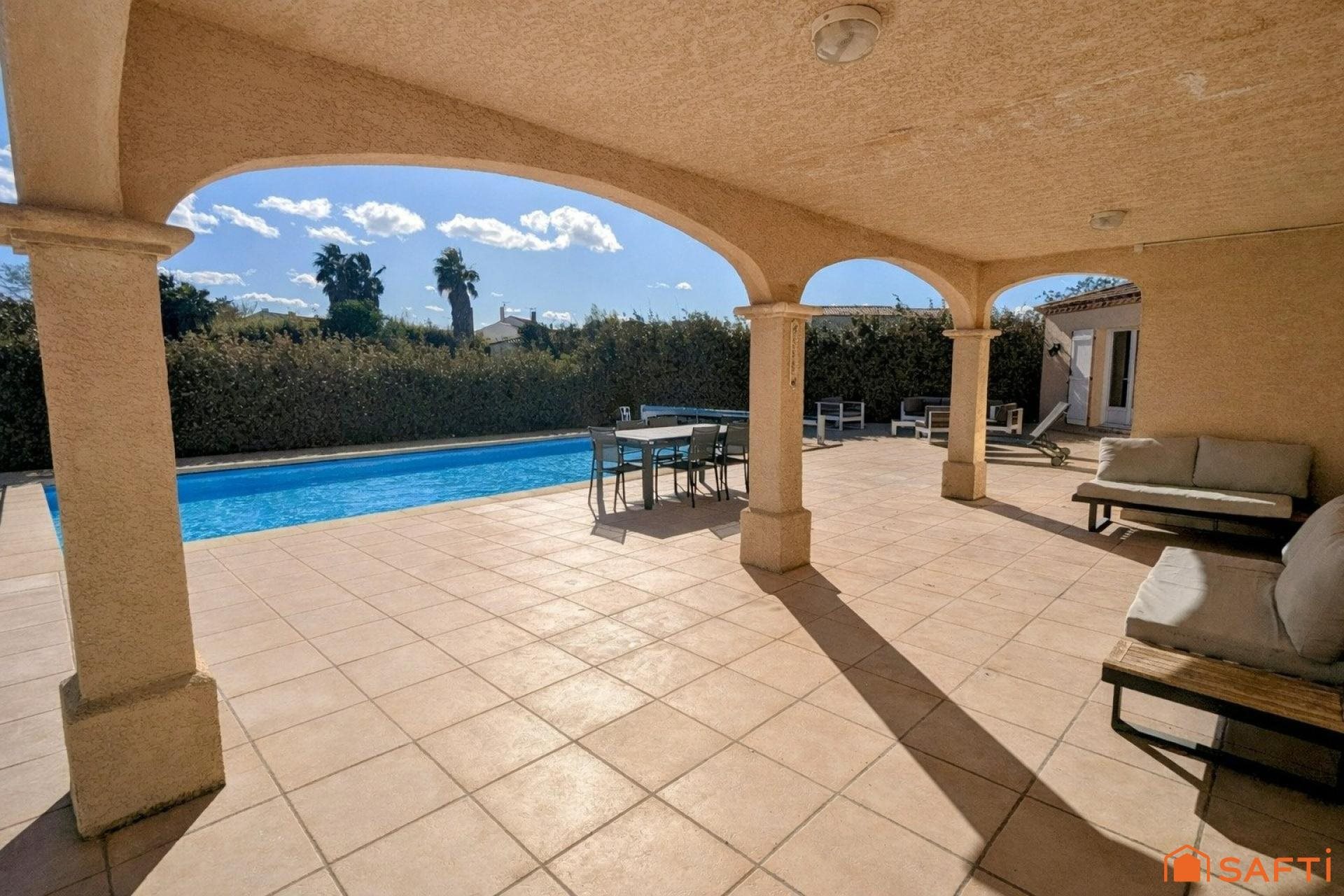 Maison à vendre, 180m², Saint-Laurent-d'Aigouze