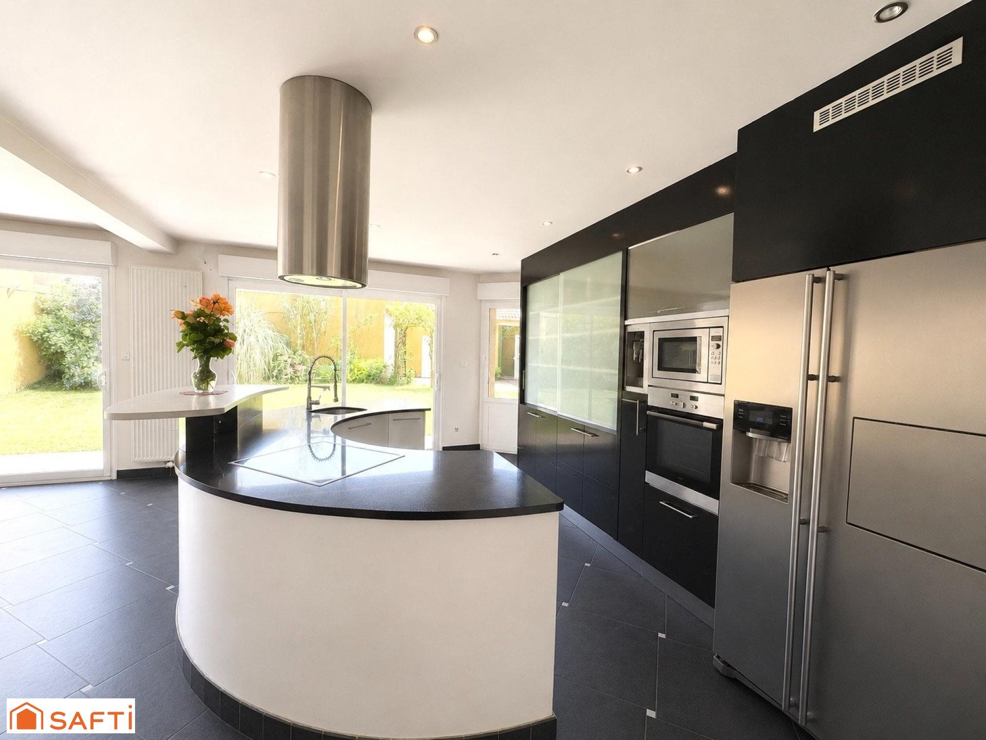 Maison à vendre, 224m², Saint-Saulve