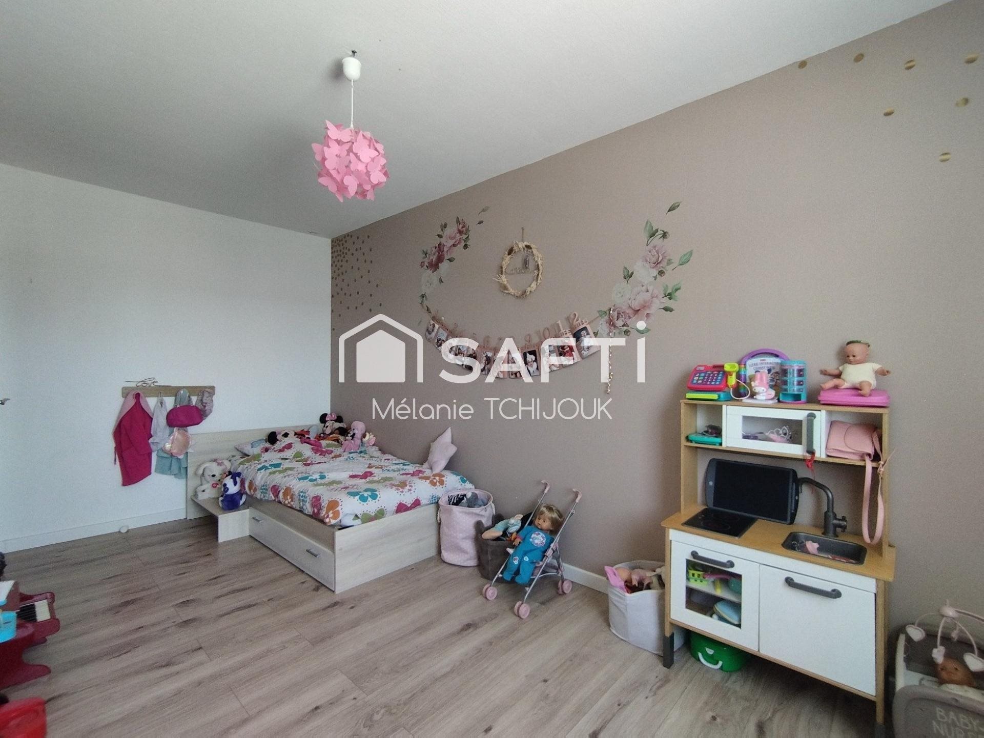 Maison à vendre, 200m², Amilly