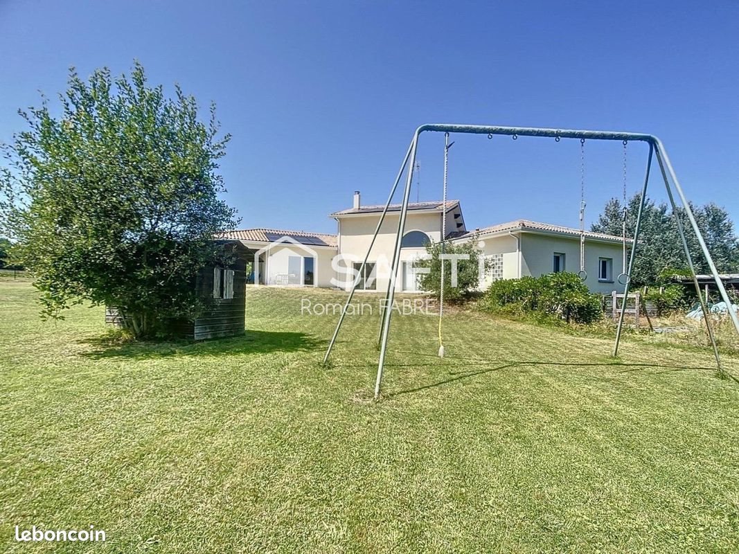 Maison à vendre, 225m², Laruscade