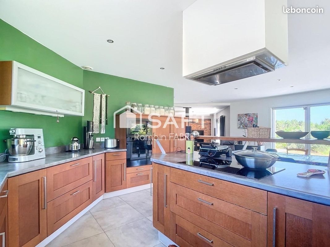 Maison à vendre, 225m², Laruscade