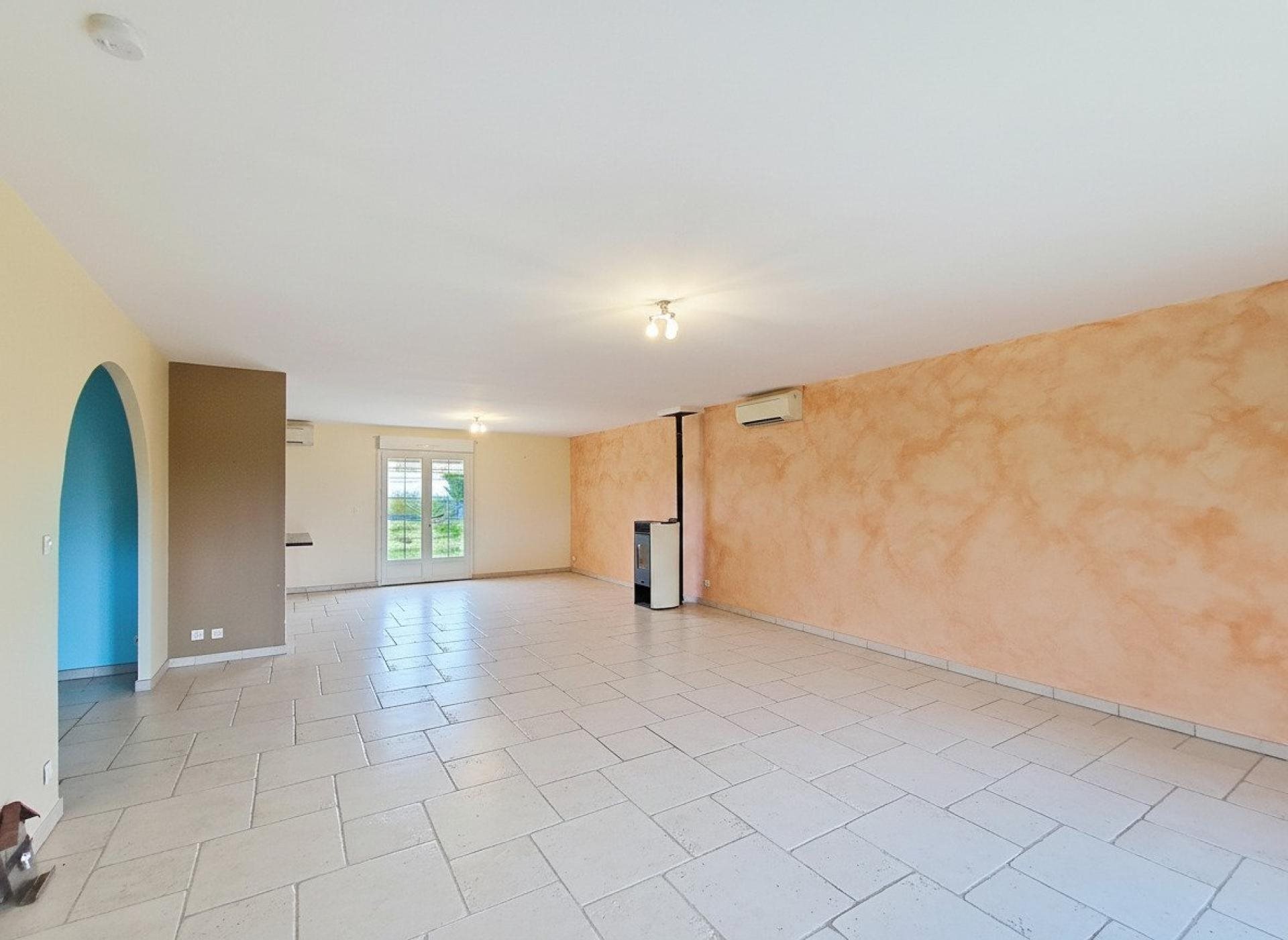Maison à vendre, 136m², Égriselles-le-Bocage