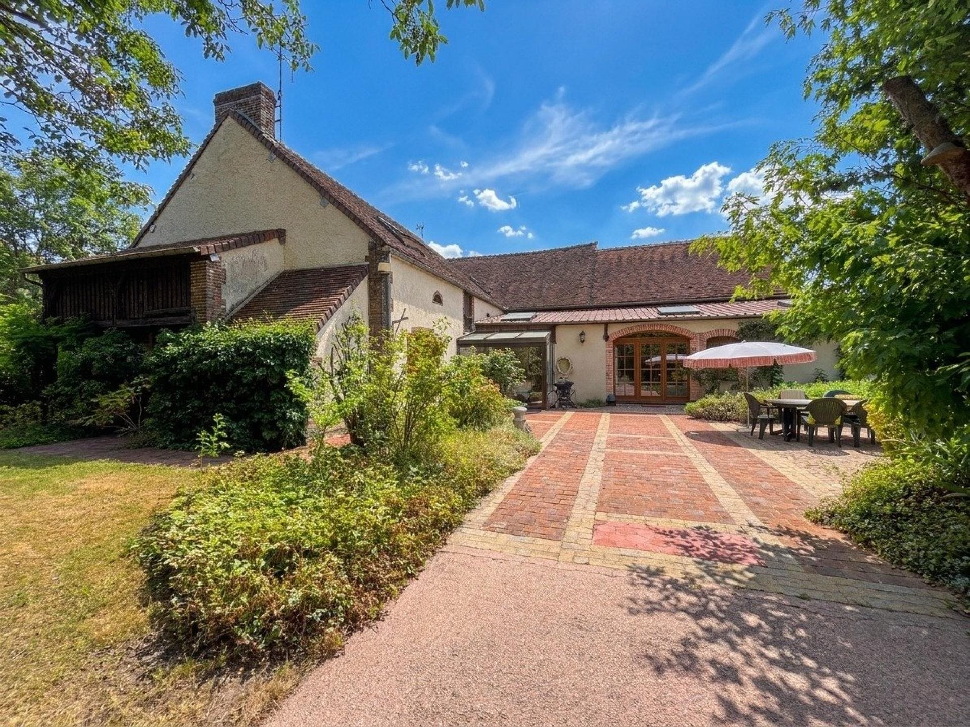 Maison à vendre, 205m², La Ferté-Loupière