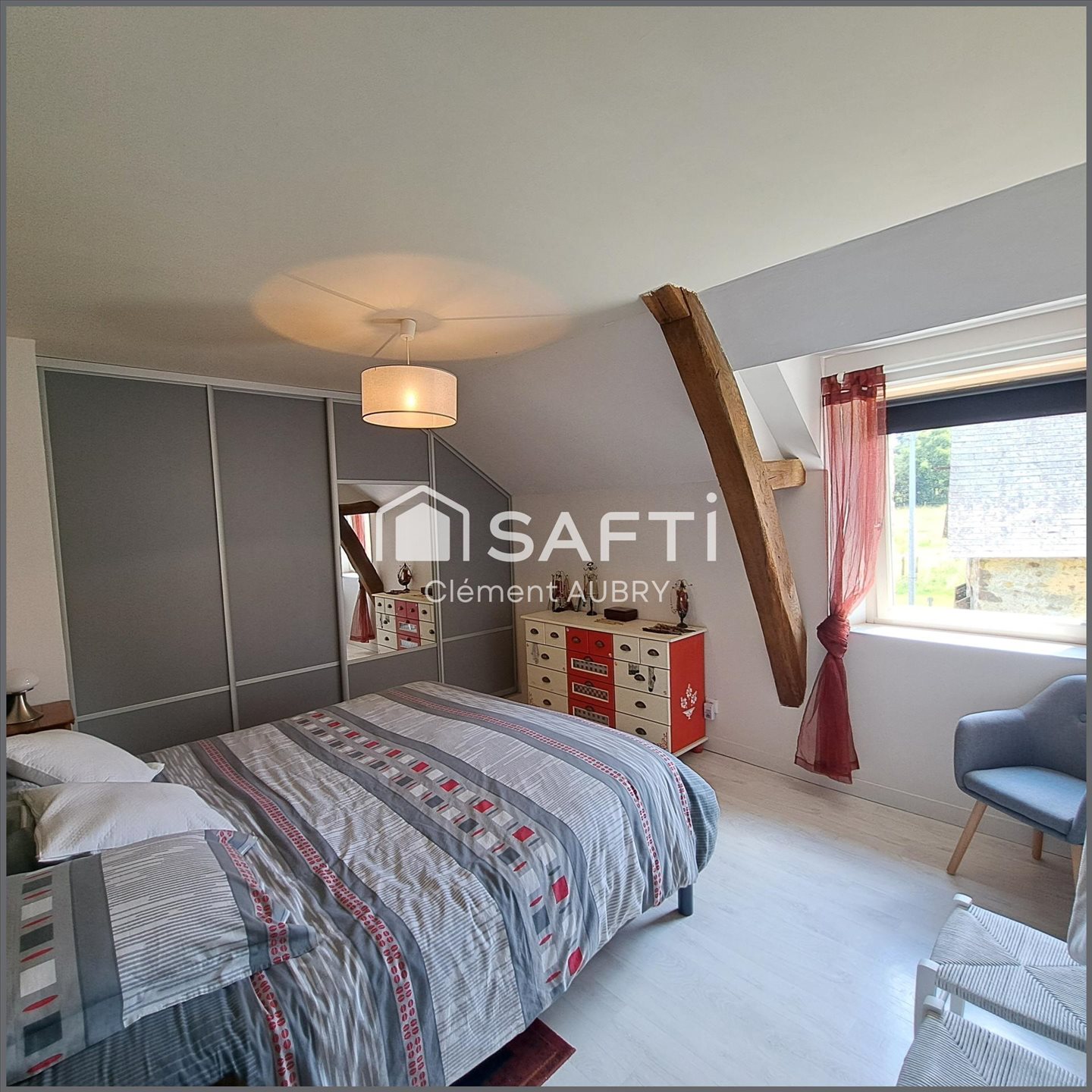 Maison à vendre, 160m², Saint-Ouën-des-Toits