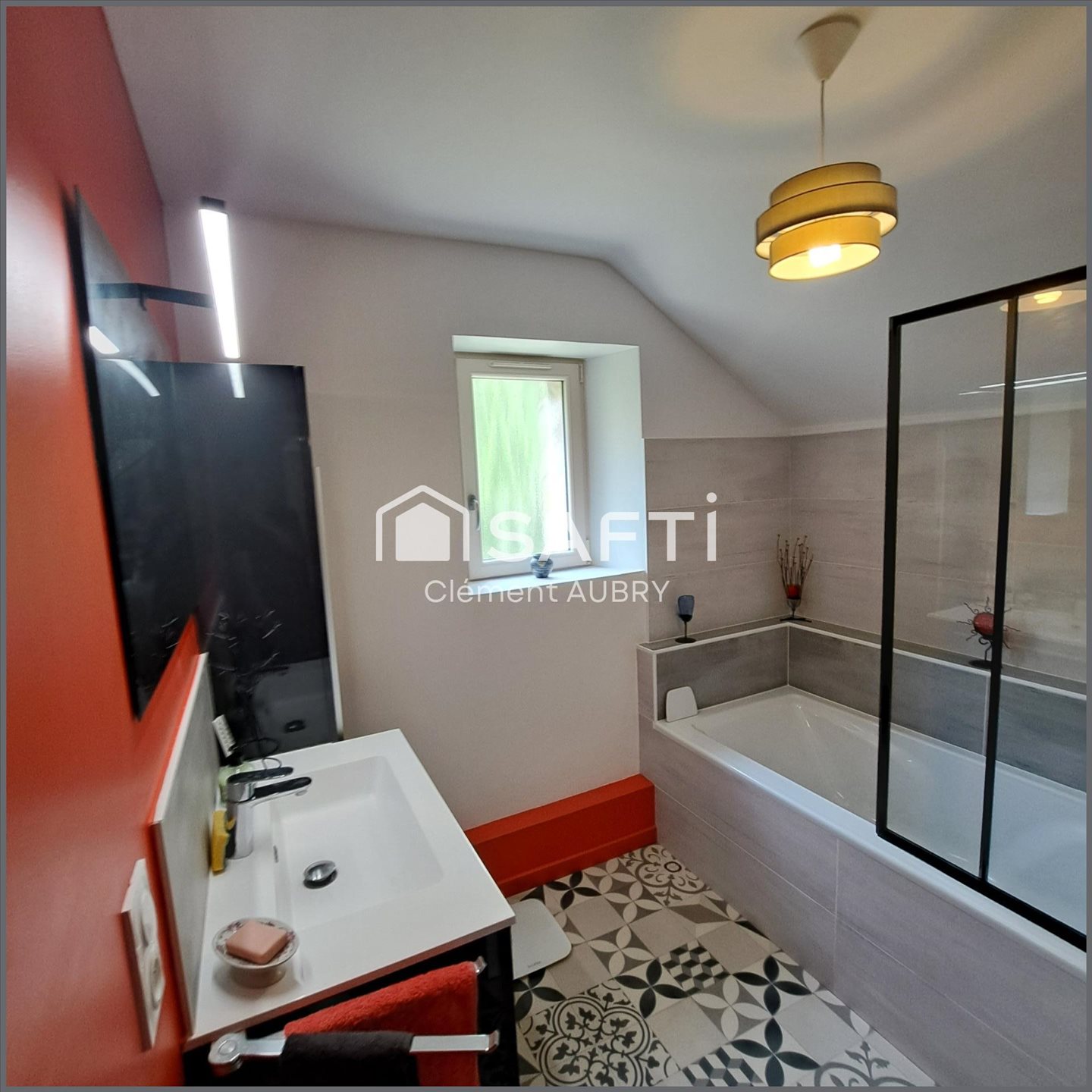 Maison à vendre, 160m², Saint-Ouën-des-Toits