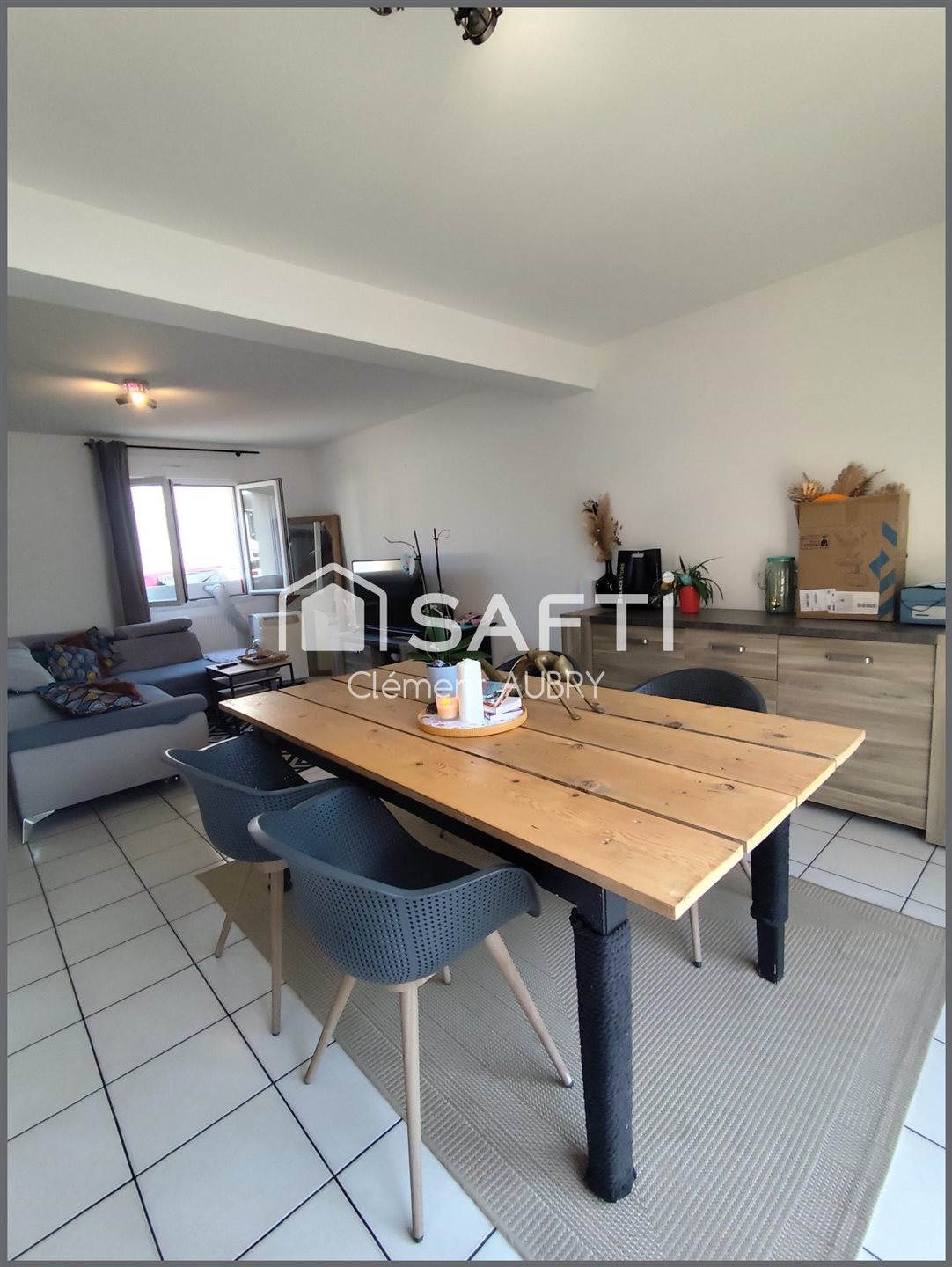 Maison à vendre, 77m², Laval