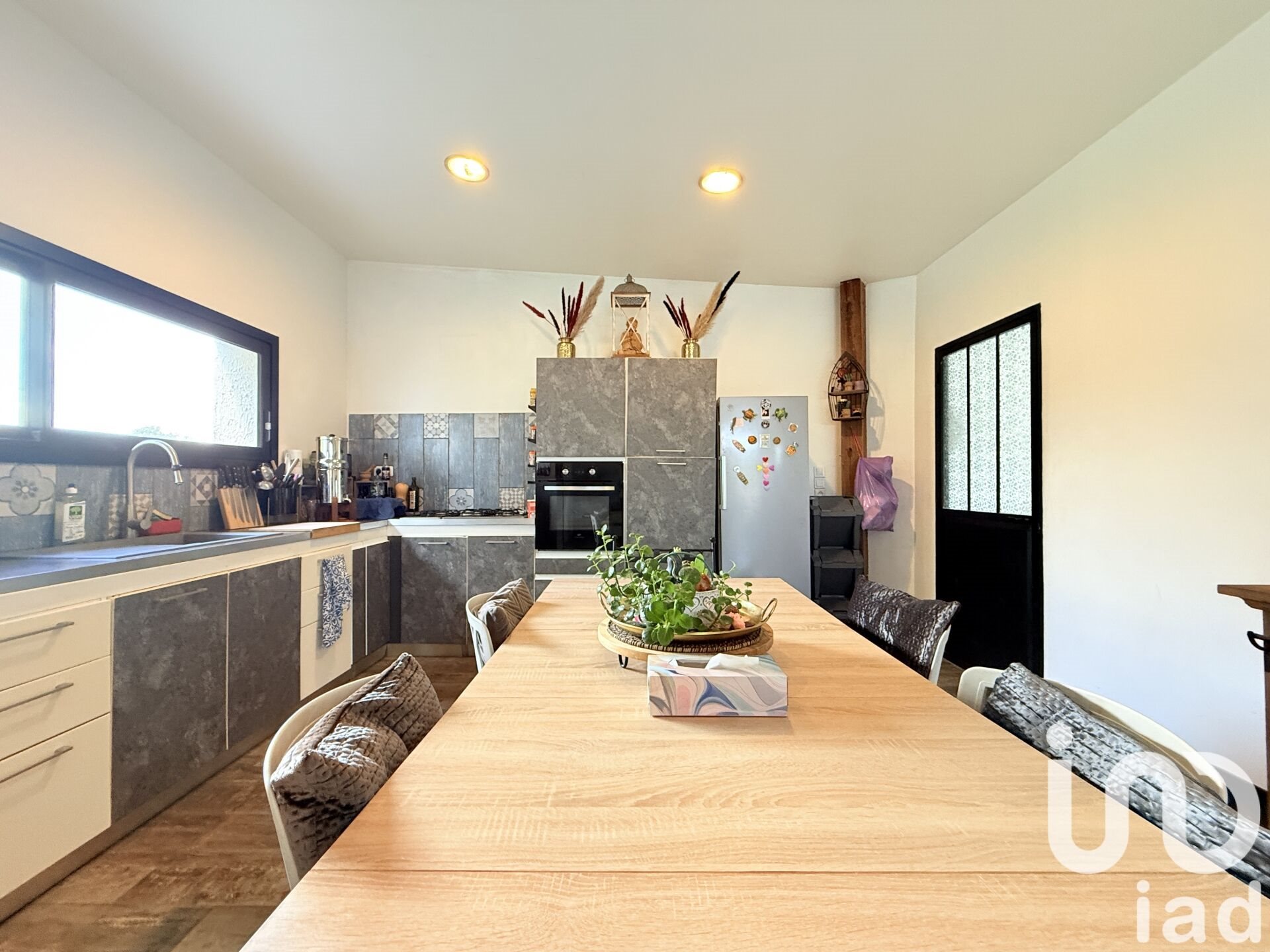 Maison à vendre, 157m², Ambon