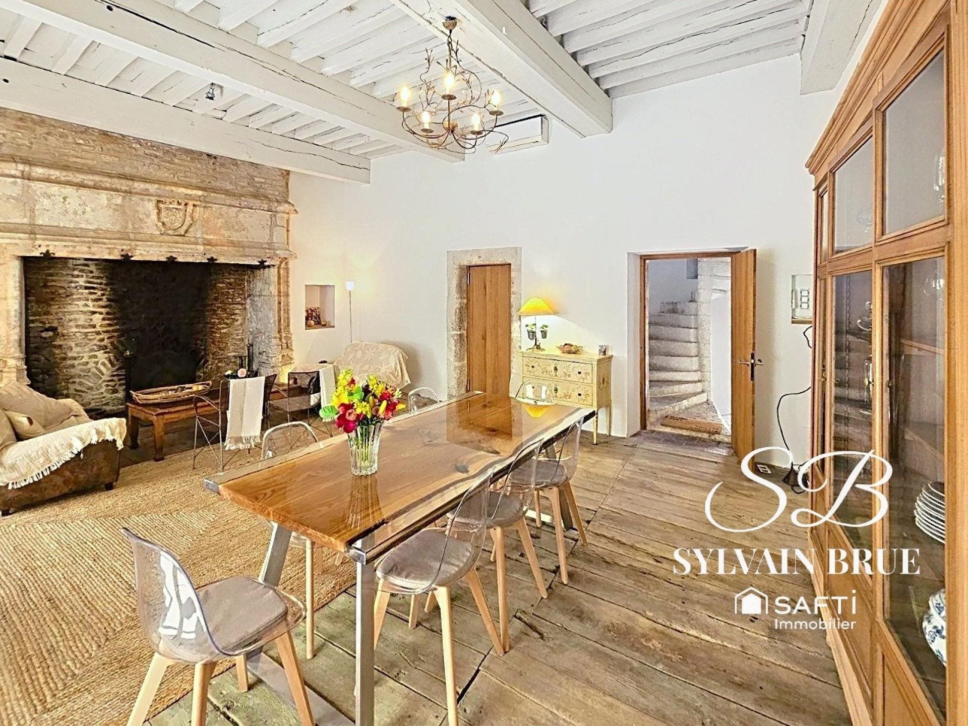 Maison à vendre, 300m², Montcuq