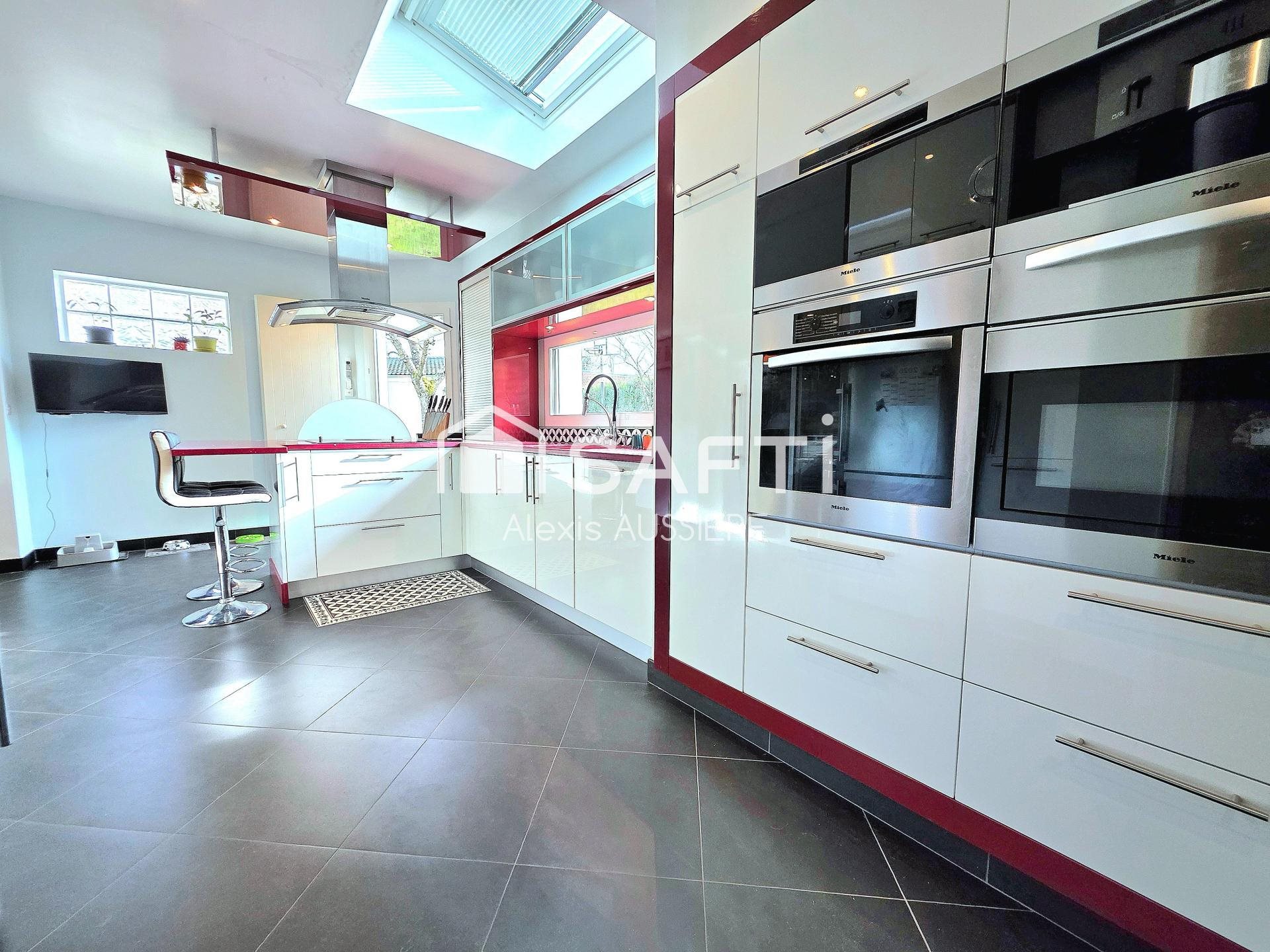 Maison à vendre, 197m², Chessy