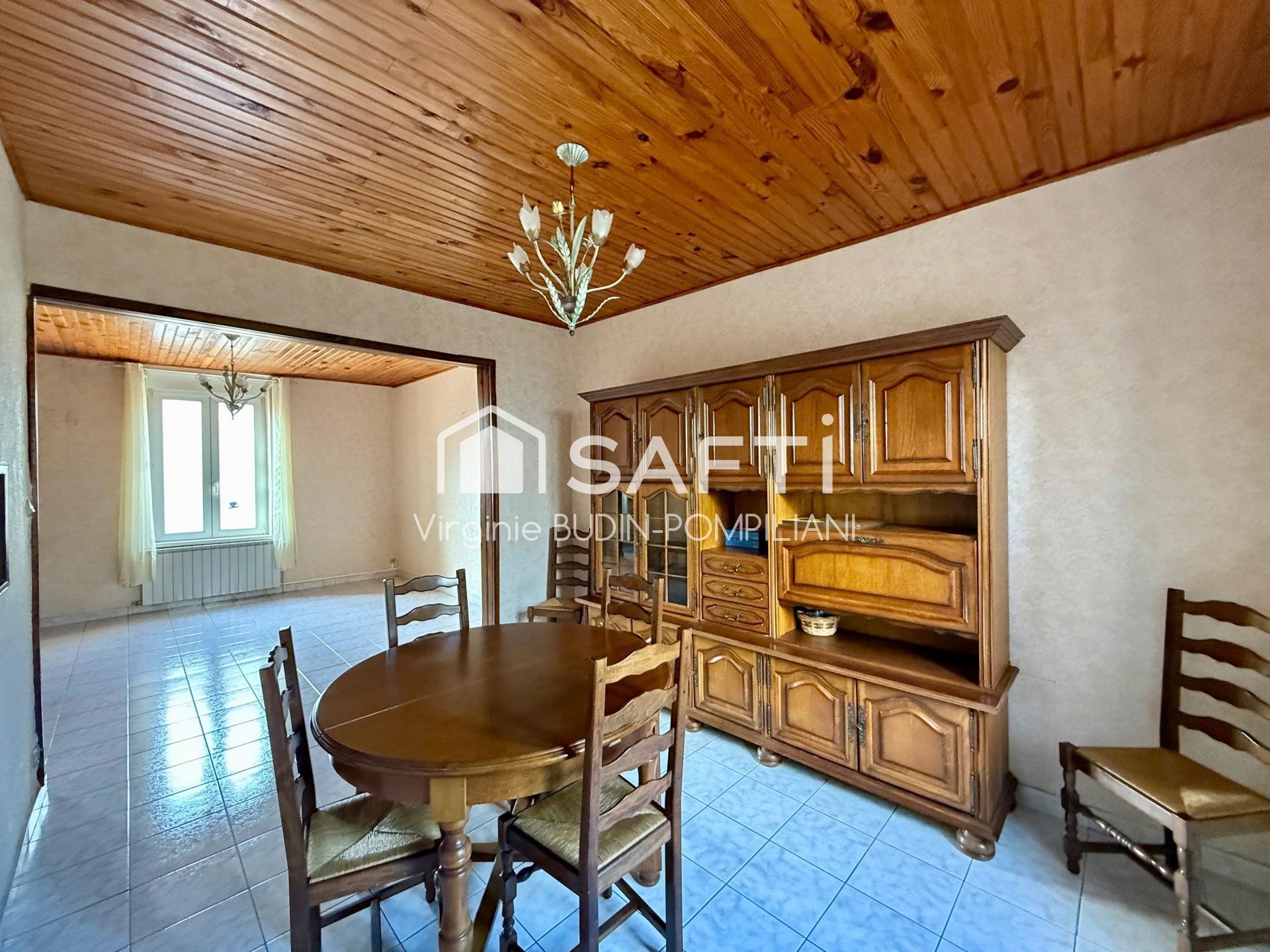 Maison à vendre, 104m², Mont-Saint-Martin