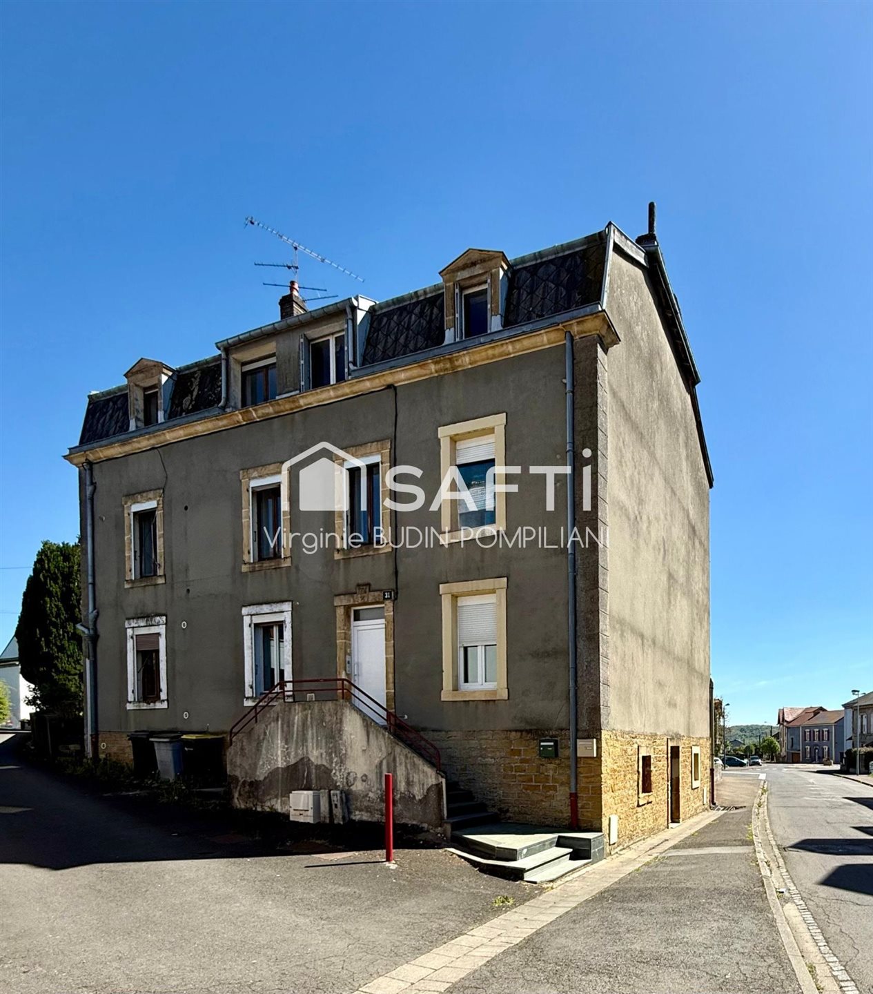 Appartement à vendre, 141m², Mont-Saint-Martin