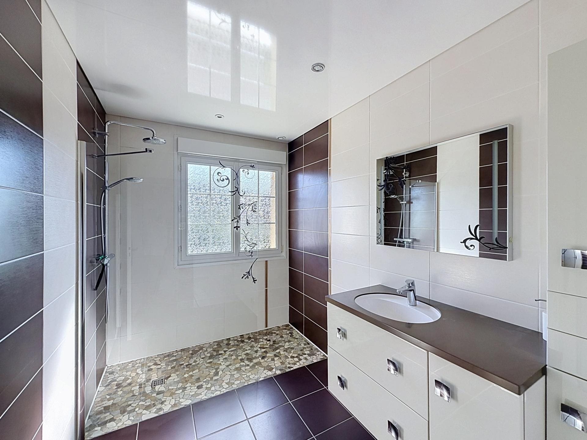 Maison à vendre, 130m², Tonnoy
