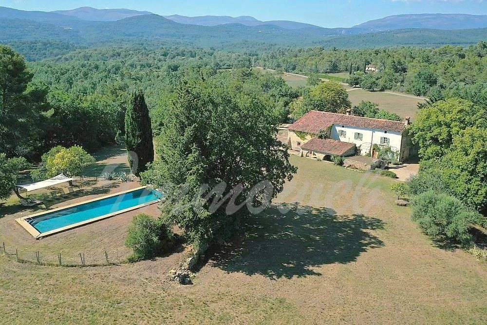Maison à vendre, 372m², Tourrettes