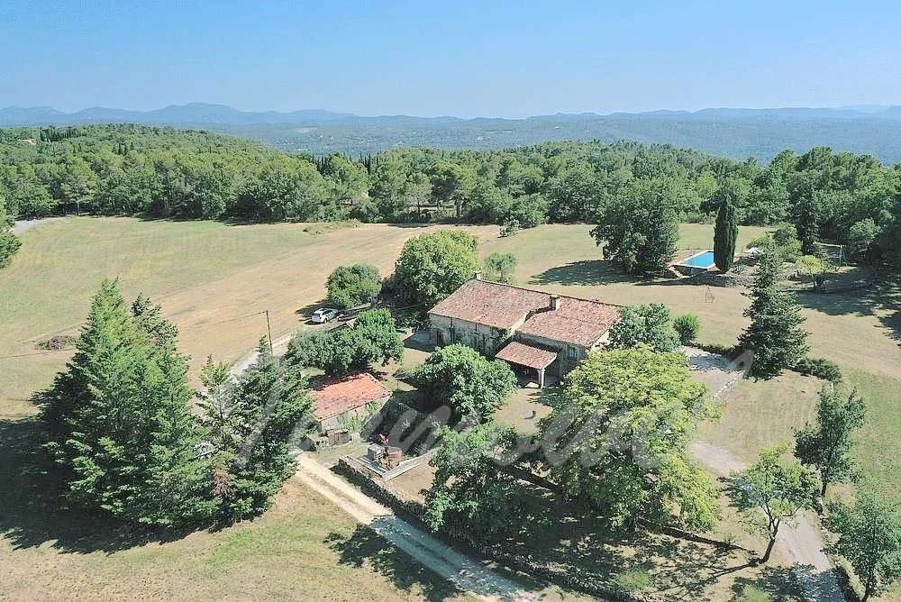 Maison à vendre, 372m², Tourrettes