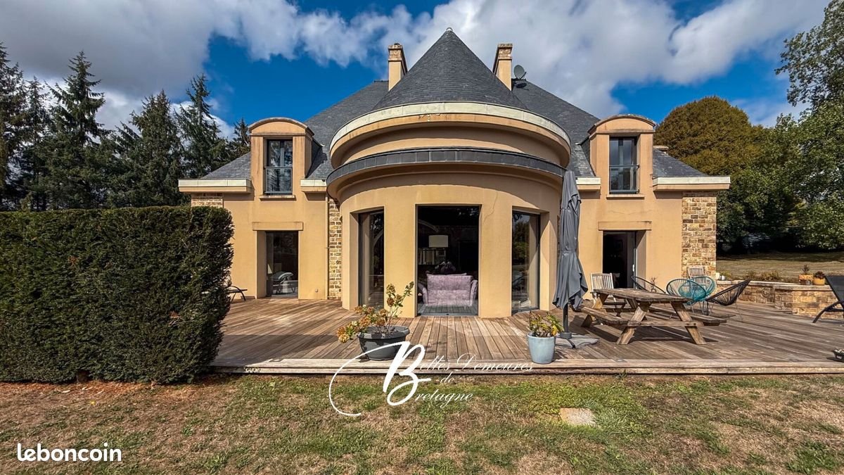 Maison à vendre, 318m², Châteaulin