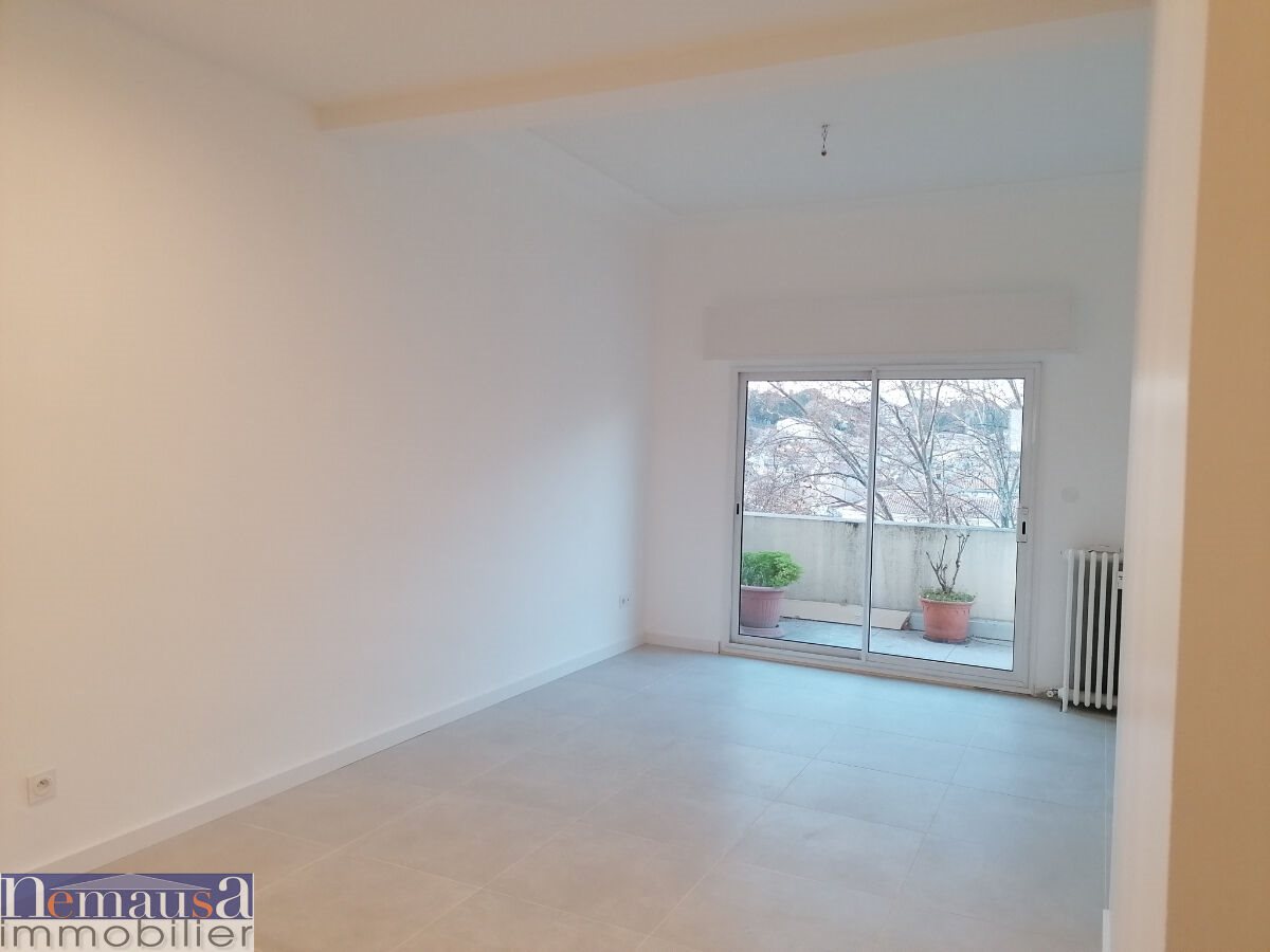 Appartement à louer, 65m², Nîmes