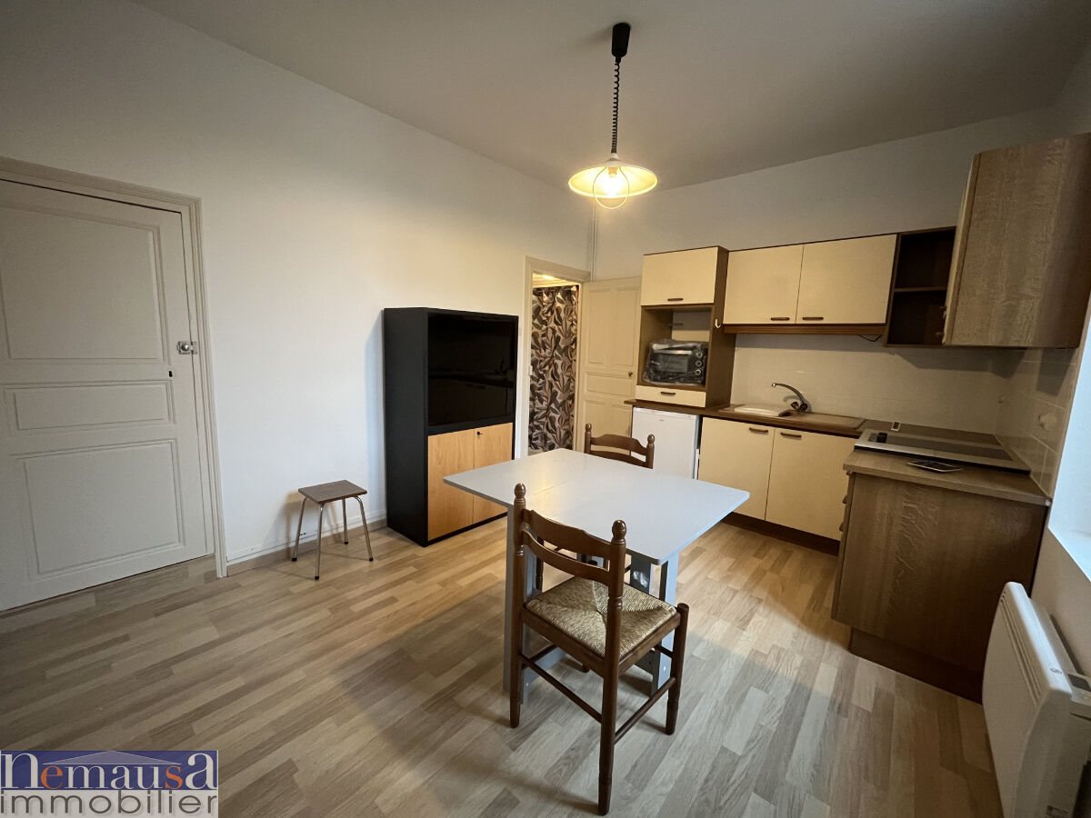 Appartement à louer, 30m², Nîmes