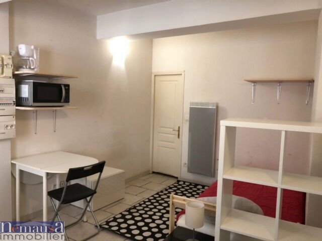 Appartement à louer, 18m², Nîmes